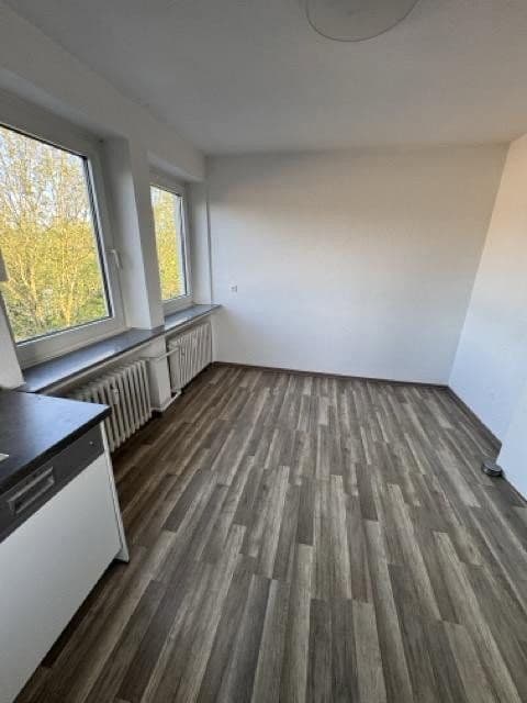 1 bedroom with open-plan kitchen flat to rent, 65 m², Bahnhofstr.36, Moers, North Rhine-Westphalia 1 bedroom with open-plan kitchen flat to rent, 65 m², Bahnhofstr.36, Moers, North Rhine-Westphalia