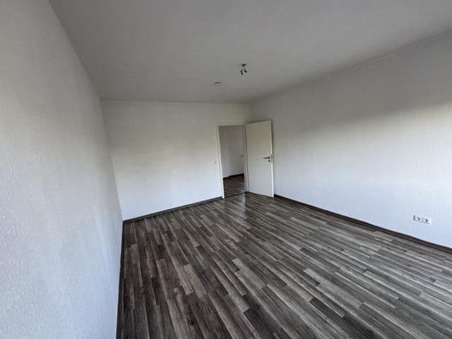 1 bedroom with open-plan kitchen flat to rent, 65 m², Bahnhofstr.36, Moers, North Rhine-Westphalia 1 bedroom with open-plan kitchen flat to rent, 65 m², Bahnhofstr.36, Moers, North Rhine-Westphalia