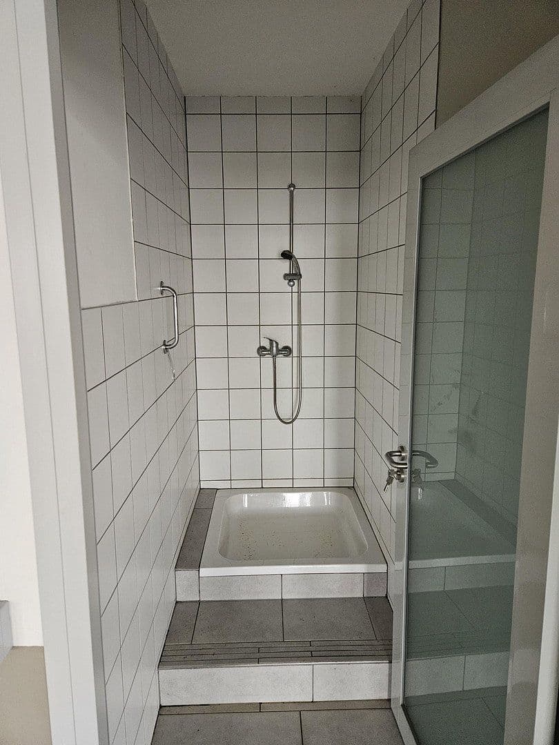 non-residential property to rent, 431 m², An der Steinert 7, Lüdenscheid, North Rhine-Westphalia non-residential property to rent, 431 m², An der Steinert 7, Lüdenscheid, North Rhine-Westphalia