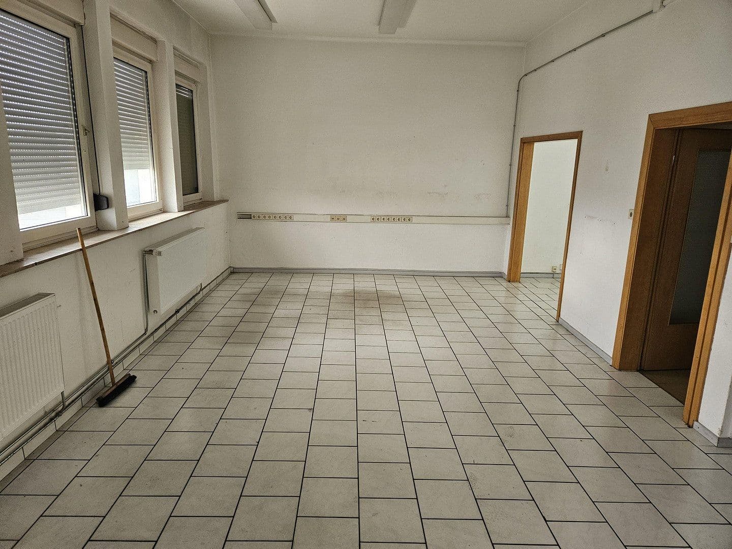 non-residential property to rent, 431 m², An der Steinert 7, Lüdenscheid, North Rhine-Westphalia non-residential property to rent, 431 m², An der Steinert 7, Lüdenscheid, North Rhine-Westphalia