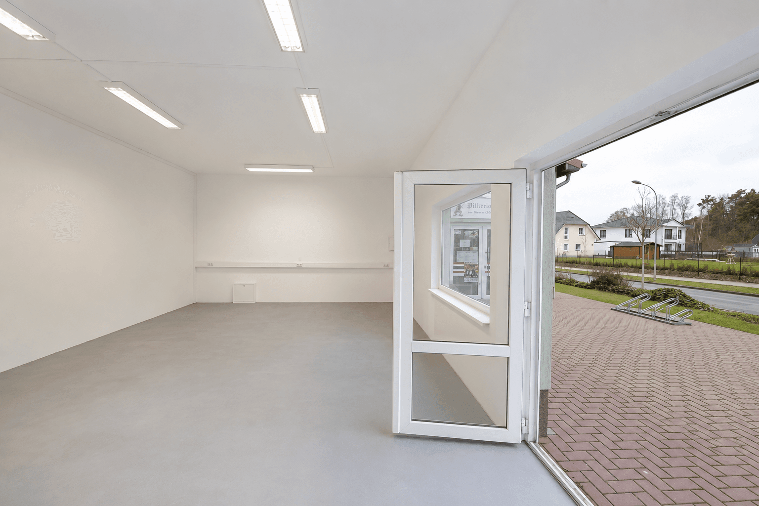 non-residential property to rent, 50 m², Ernst Thälmann Straße 9, Rehfelde, Brandenburg non-residential property to rent, 50 m², Ernst Thälmann Straße 9, Rehfelde, Brandenburg