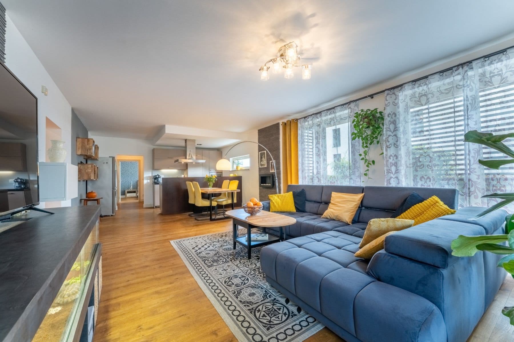 3 bedroom with open-plan kitchen flat for sale, 115 m², Mezilehlá, Prague, Prague 3 bedroom with open-plan kitchen flat for sale, 115 m², Mezilehlá, Prague, Prague
