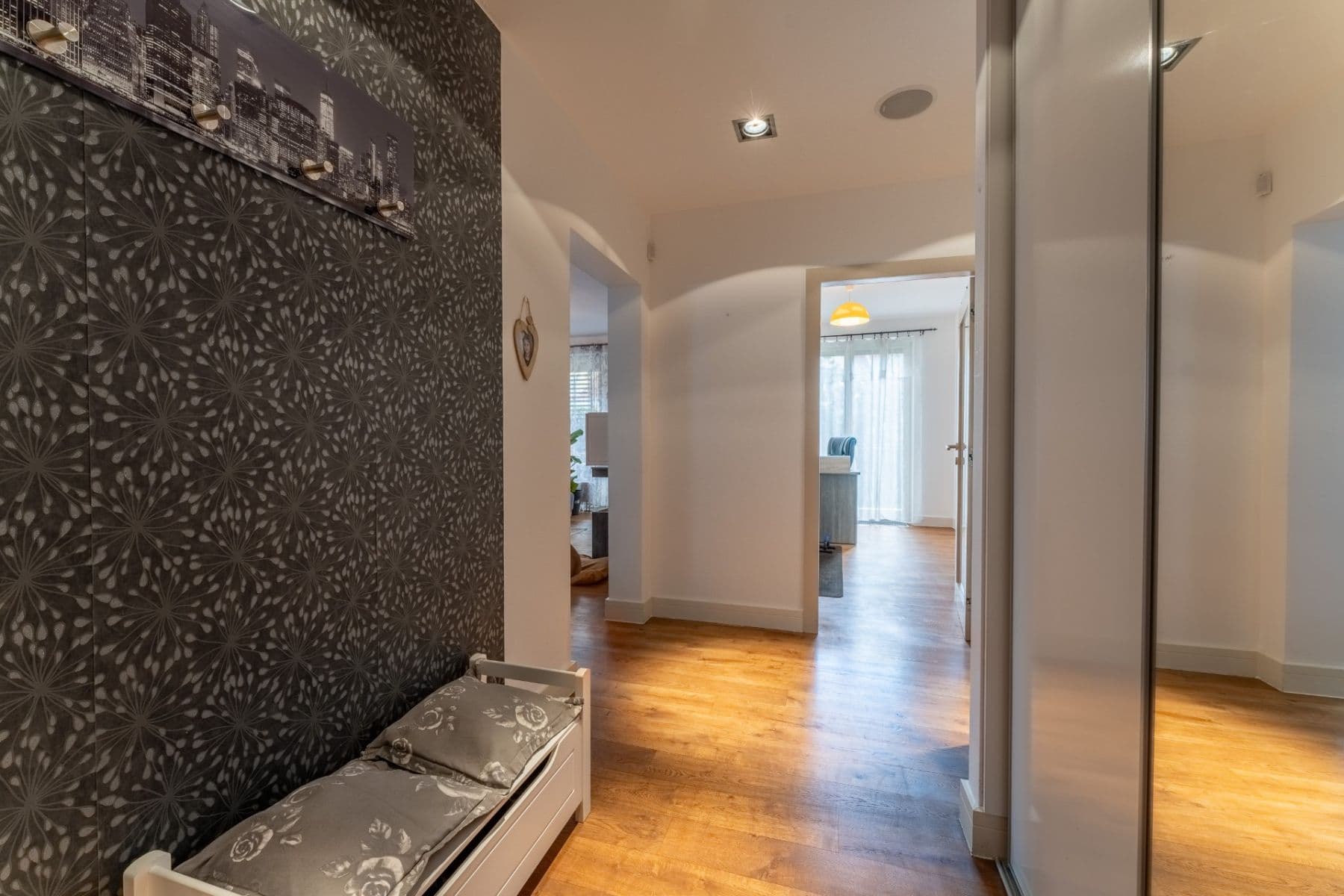 3 bedroom with open-plan kitchen flat for sale, 115 m², Mezilehlá, Prague, Prague 3 bedroom with open-plan kitchen flat for sale, 115 m², Mezilehlá, Prague, Prague