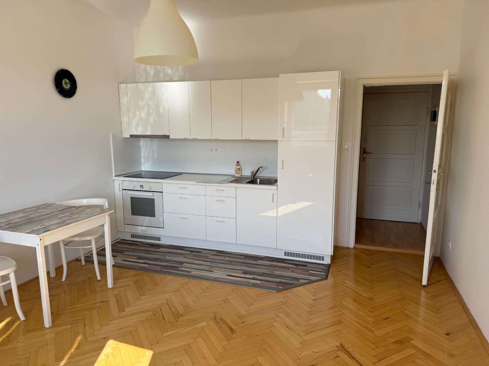 1 bedroom with open-plan kitchen flat to rent, 37 m², Jílkova, Brno, Jihomoravský Region 1 bedroom with open-plan kitchen flat to rent, 37 m², Jílkova, Brno, Jihomoravský Region