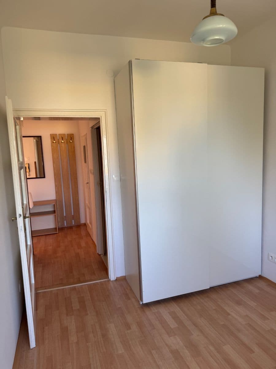 1 bedroom with open-plan kitchen flat to rent, 37 m², Jílkova, Brno, Jihomoravský Region 1 bedroom with open-plan kitchen flat to rent, 37 m², Jílkova, Brno, Jihomoravský Region