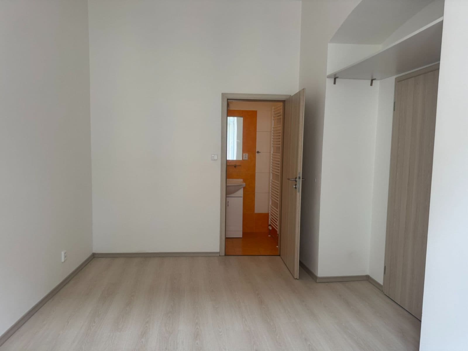 1 bedroom with open-plan kitchen flat to rent, 35 m², V Šipce, Plzeň, Plzeňský Region 1 bedroom with open-plan kitchen flat to rent, 35 m², V Šipce, Plzeň, Plzeňský Region