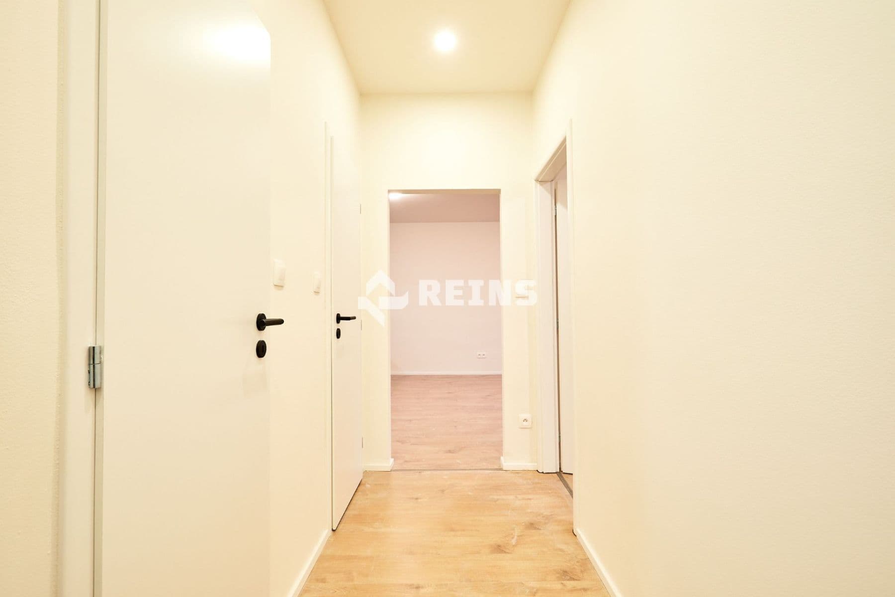 2 bedroom with open-plan kitchen flat for sale, 71 m², Krupská, Prague, Prague 2 bedroom with open-plan kitchen flat for sale, 71 m², Krupská, Prague, Prague