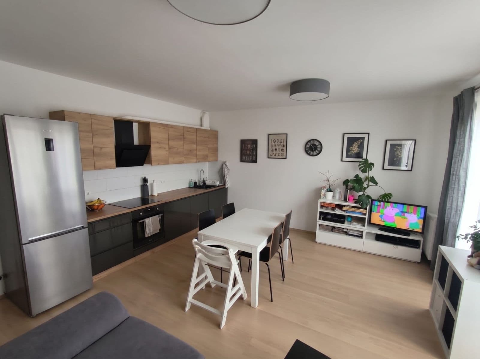 2 bedroom with open-plan kitchen flat to rent, 83 m², V Kněžívce, Tuchoměřice, Středočeský Region 2 bedroom with open-plan kitchen flat to rent, 83 m², V Kněžívce, Tuchoměřice, Středočeský Region