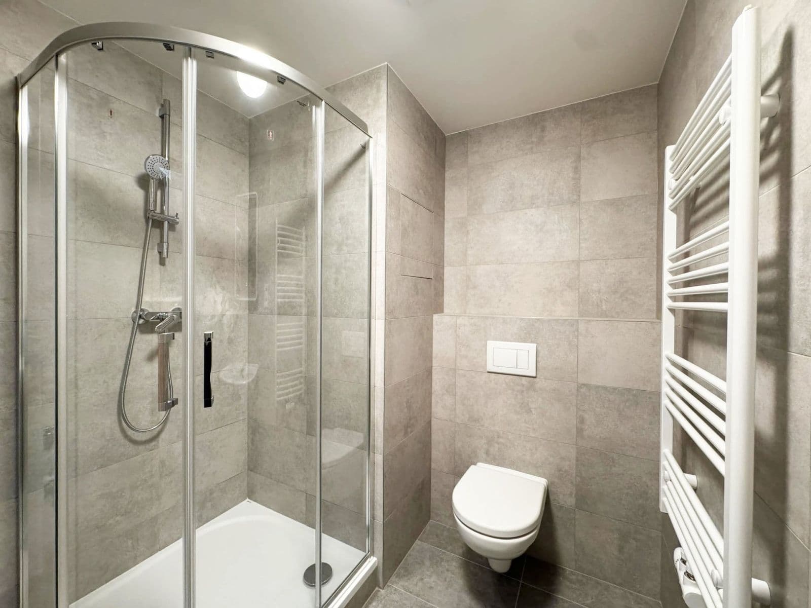 1 bedroom with open-plan kitchen flat to rent, 48 m², Fabiánové, Prague, Prague 1 bedroom with open-plan kitchen flat to rent, 48 m², Fabiánové, Prague, Prague