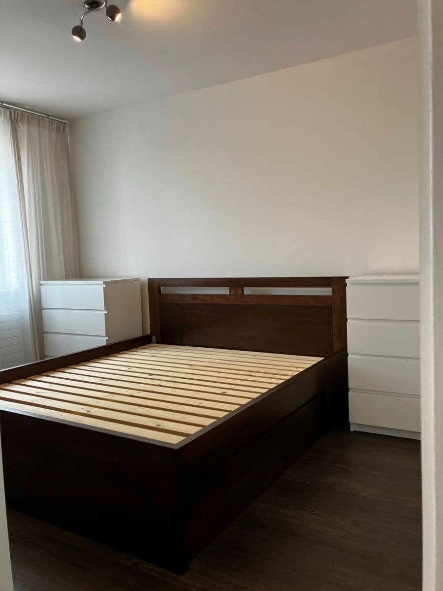 1 bedroom with open-plan kitchen flat to rent, 46 m², Nezvalova, Olomouc, Olomoucký Region 1 bedroom with open-plan kitchen flat to rent, 46 m², Nezvalova, Olomouc, Olomoucký Region