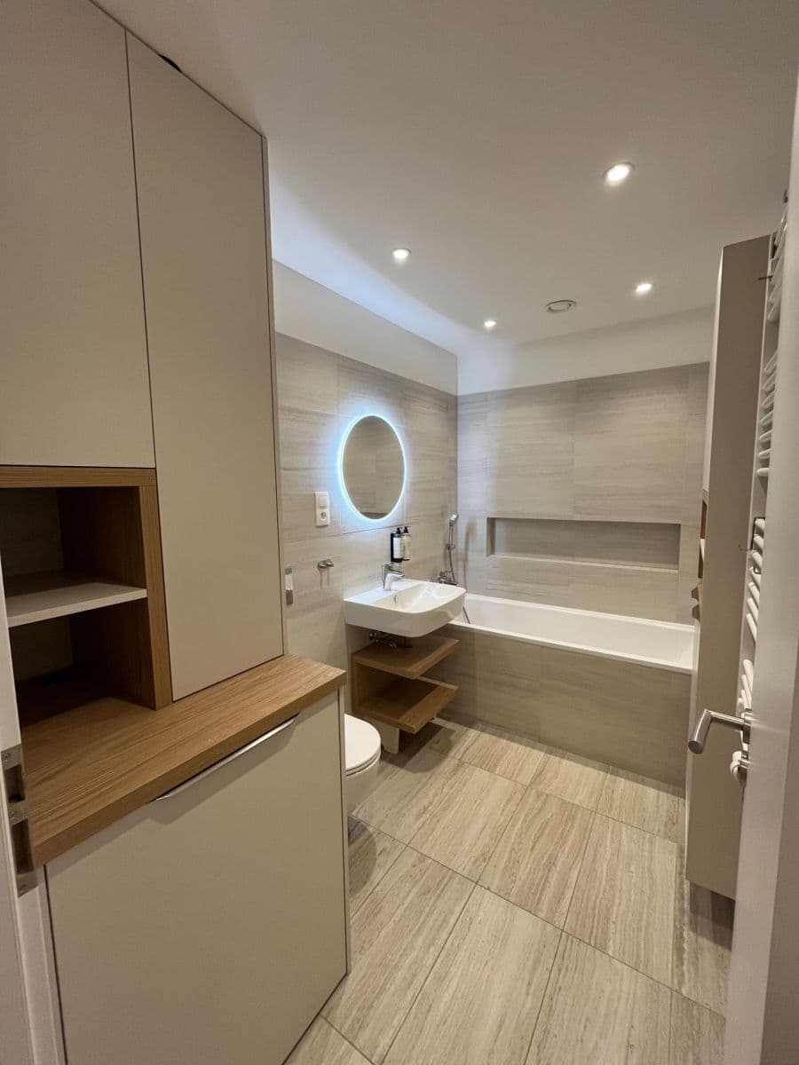 1 bedroom with open-plan kitchen flat to rent, 52 m², Sedlářova, Prague, Prague 1 bedroom with open-plan kitchen flat to rent, 52 m², Sedlářova, Prague, Prague