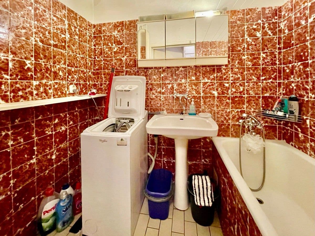 3 bedroom flat to rent, 74 m², Svojetická, Prague, Prague 3 bedroom flat to rent, 74 m², Svojetická, Prague, Prague