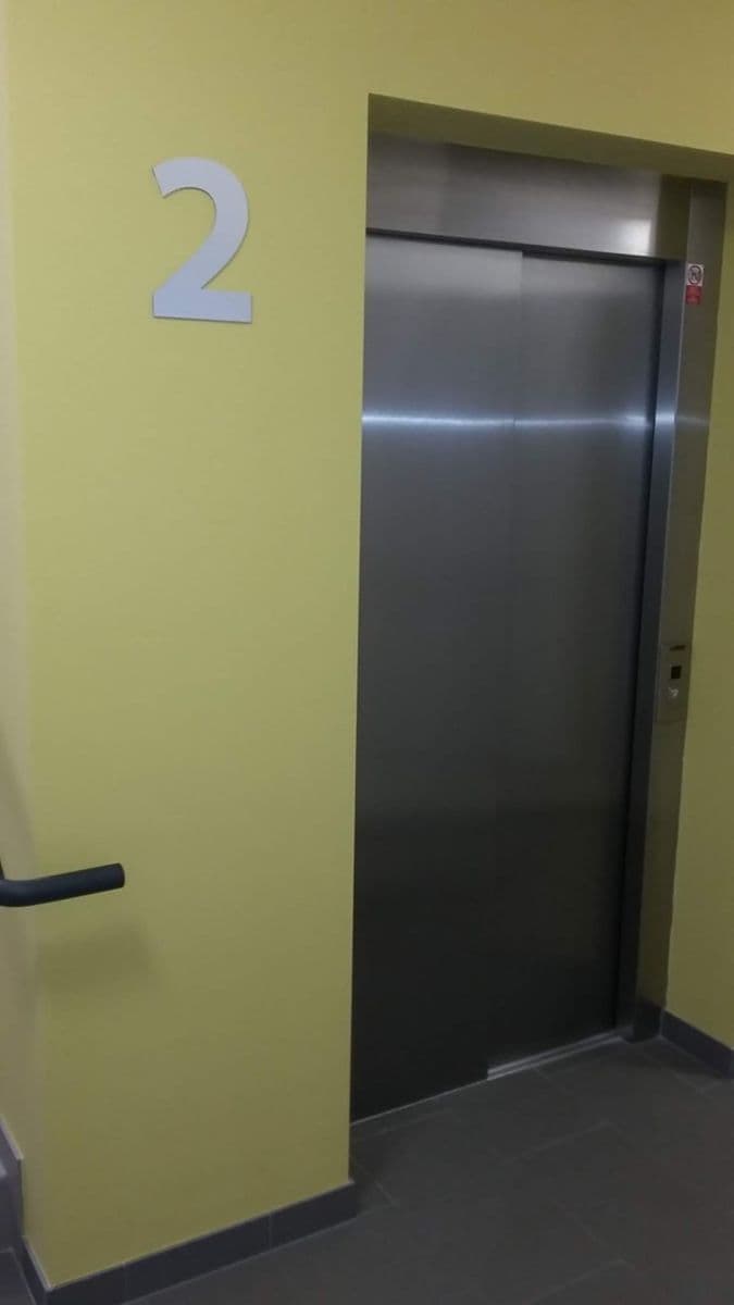 1 bedroom with open-plan kitchen flat to rent, 52 m², Olgy Havlové, Prague, Prague 1 bedroom with open-plan kitchen flat to rent, 52 m², Olgy Havlové, Prague, Prague