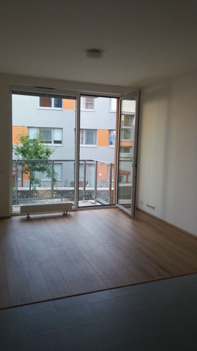 1 bedroom with open-plan kitchen flat to rent, 52 m², Olgy Havlové, Prague, Prague 1 bedroom with open-plan kitchen flat to rent, 52 m², Olgy Havlové, Prague, Prague