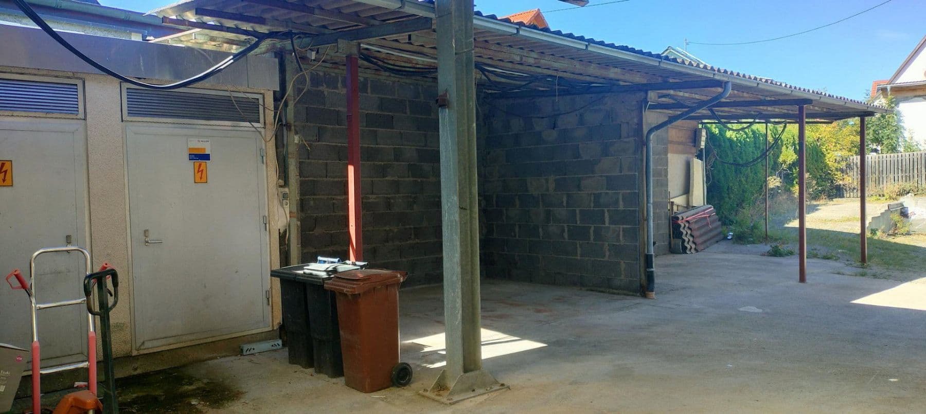 garage to rent, 0 m², Seitingen-Oberflacht, Baden-Württemberg garage to rent, 0 m², Seitingen-Oberflacht, Baden-Württemberg