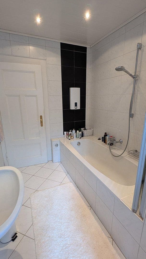 4 bedroom with open-plan kitchen flat for sale, 155 m², Weisenbach, Baden-Württemberg 4 bedroom with open-plan kitchen flat for sale, 155 m², Weisenbach, Baden-Württemberg