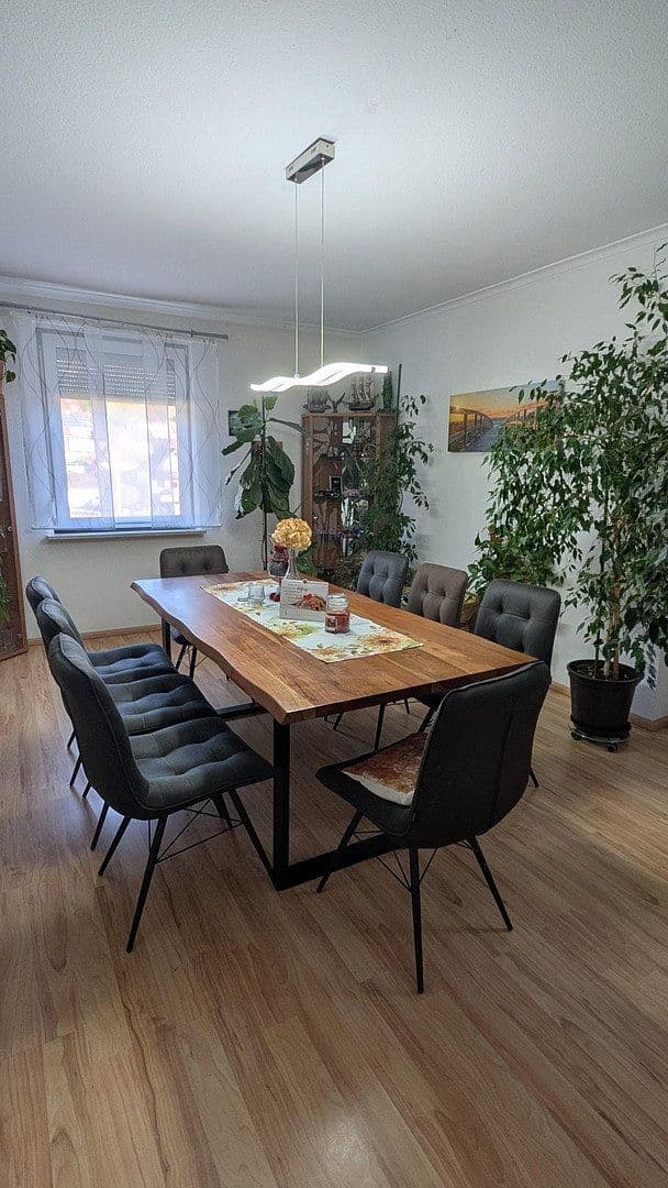 4 bedroom with open-plan kitchen flat for sale, 155 m², Weisenbach, Baden-Württemberg 4 bedroom with open-plan kitchen flat for sale, 155 m², Weisenbach, Baden-Württemberg
