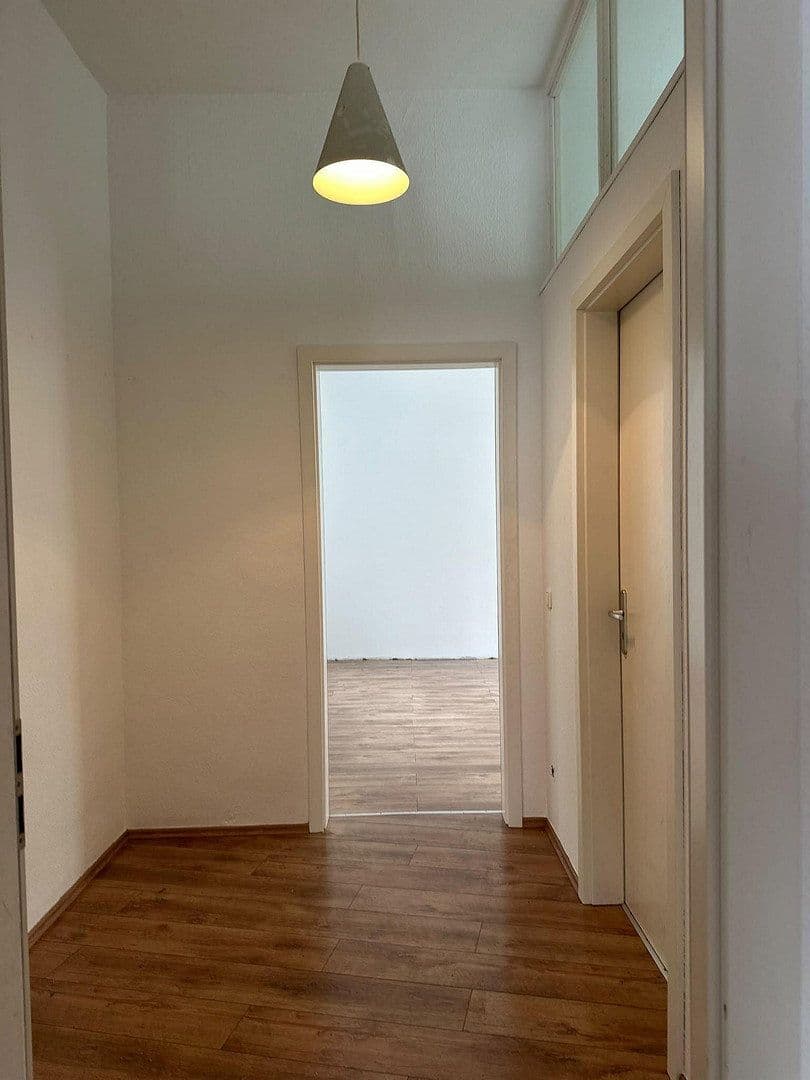 3 bedroom flat to rent, 77 m², Van Meenen Str 4, Solingen, North Rhine-Westphalia 3 bedroom flat to rent, 77 m², Van Meenen Str 4, Solingen, North Rhine-Westphalia
