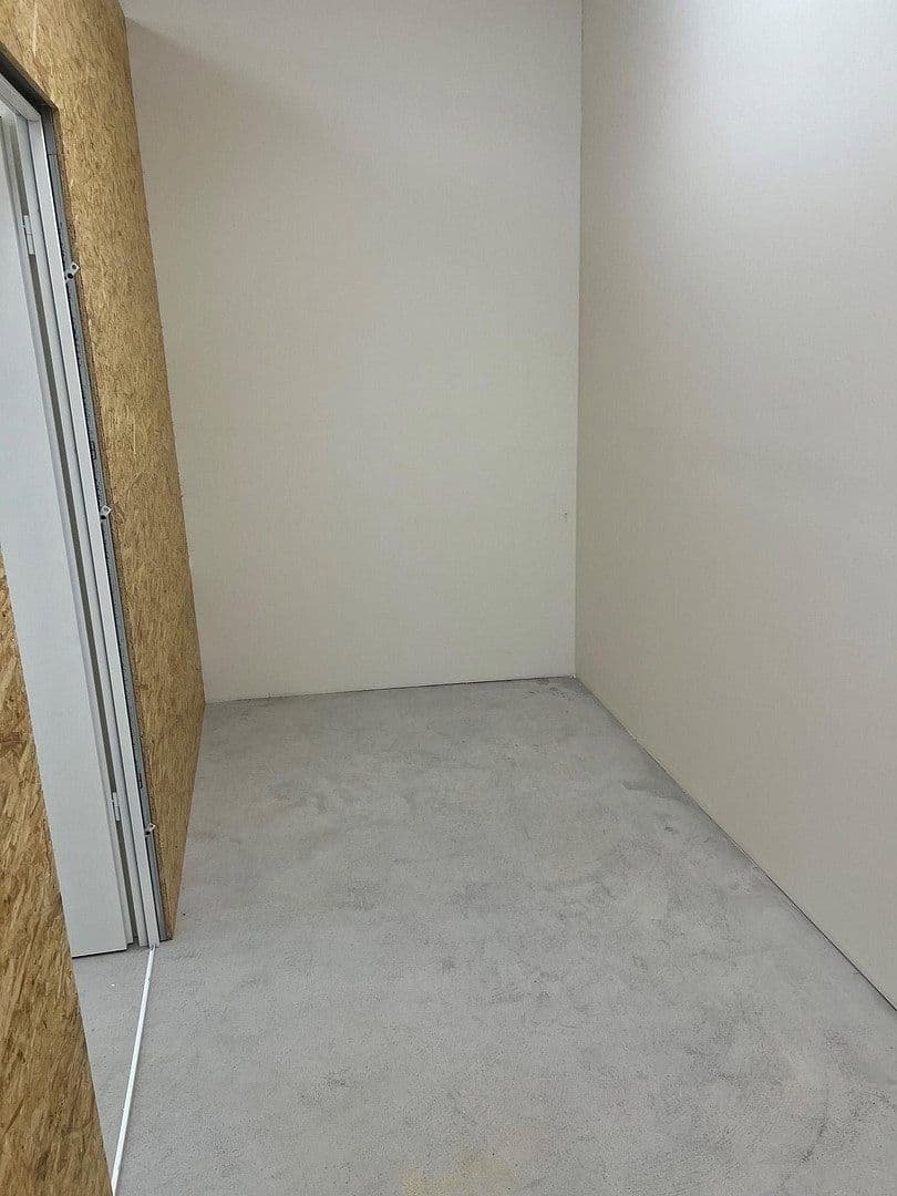 non-residential property to rent, 175 m², Walschleben, Thuringia non-residential property to rent, 175 m², Walschleben, Thuringia