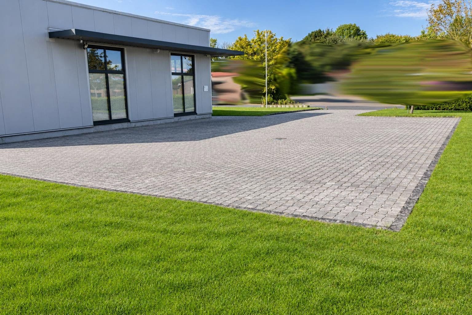 non-residential property to rent, 2,251 m², Zetel, Lower Saxony non-residential property to rent, 2,251 m², Zetel, Lower Saxony