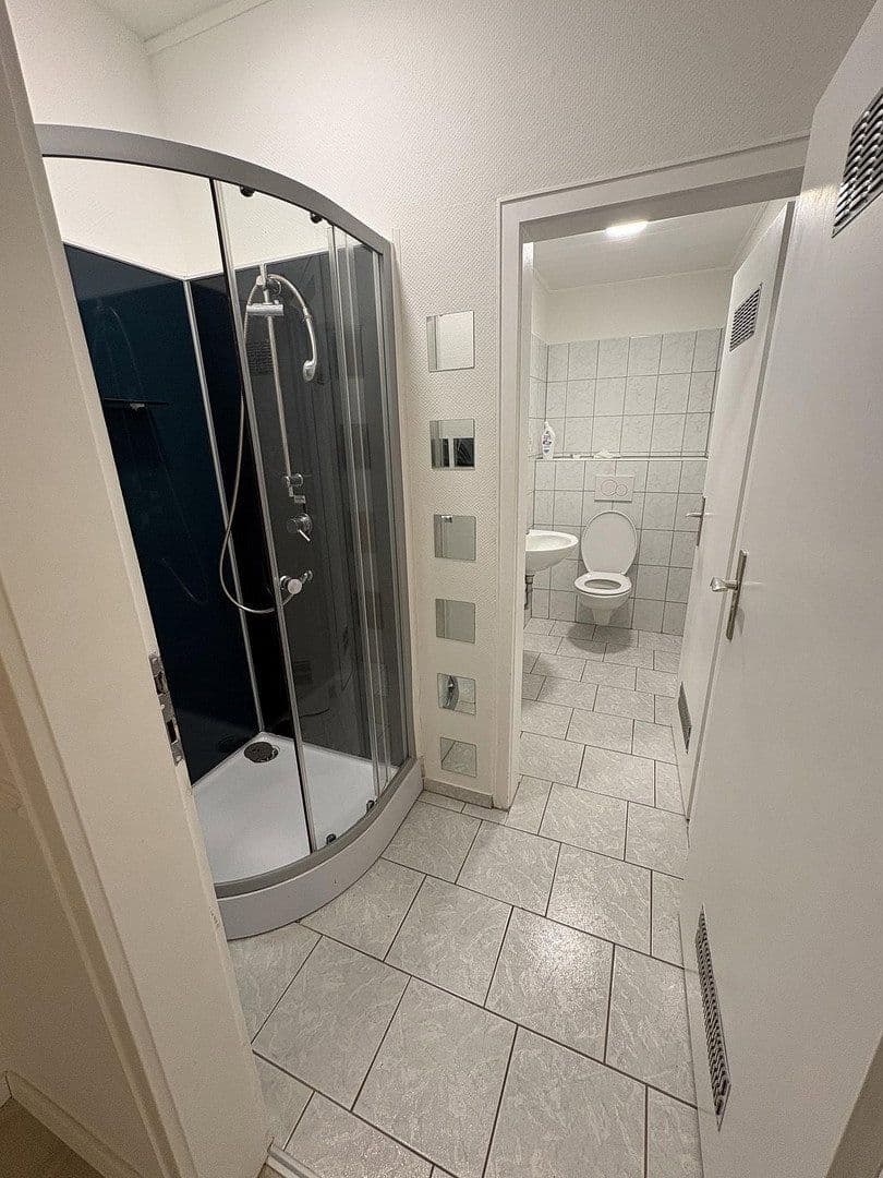 4 bedroom flat to rent, 128 m², Wiesbaden, Hesse 4 bedroom flat to rent, 128 m², Wiesbaden, Hesse