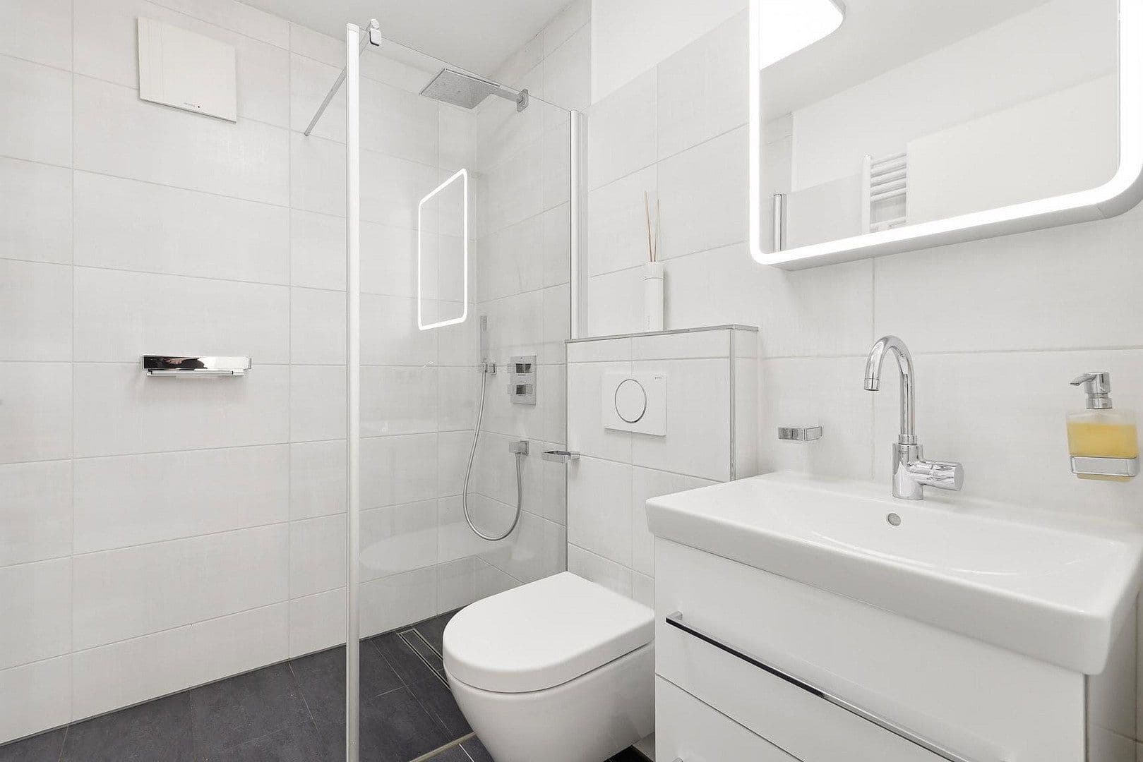 1 bedroom with open-plan kitchen flat to rent, 74 m², Landsberger Str. 431, München, Bavaria 1 bedroom with open-plan kitchen flat to rent, 74 m², Landsberger Str. 431, München, Bavaria