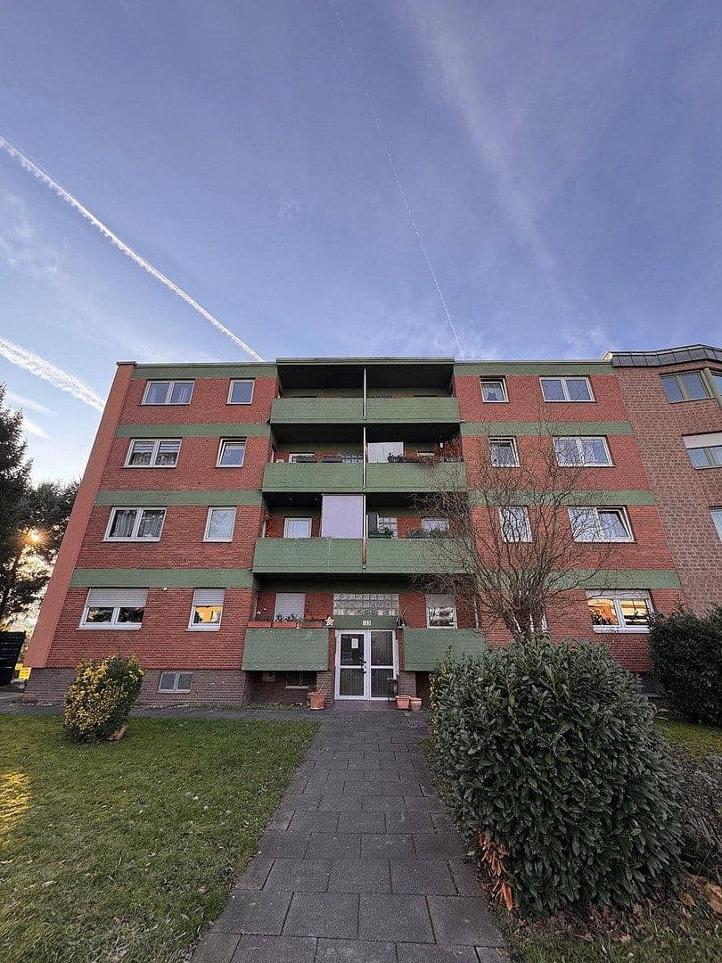 house for sale, 712 m², Euskirchen, North Rhine-Westphalia house for sale, 712 m², Euskirchen, North Rhine-Westphalia