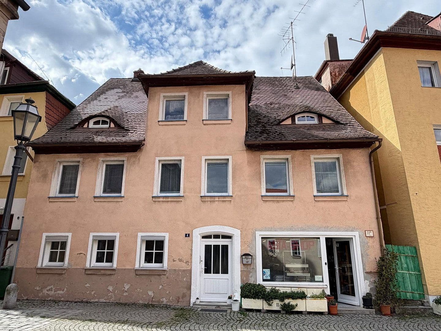 house for sale, 295 m², Gunzenhausen, Bavaria house for sale, 295 m², Gunzenhausen, Bavaria