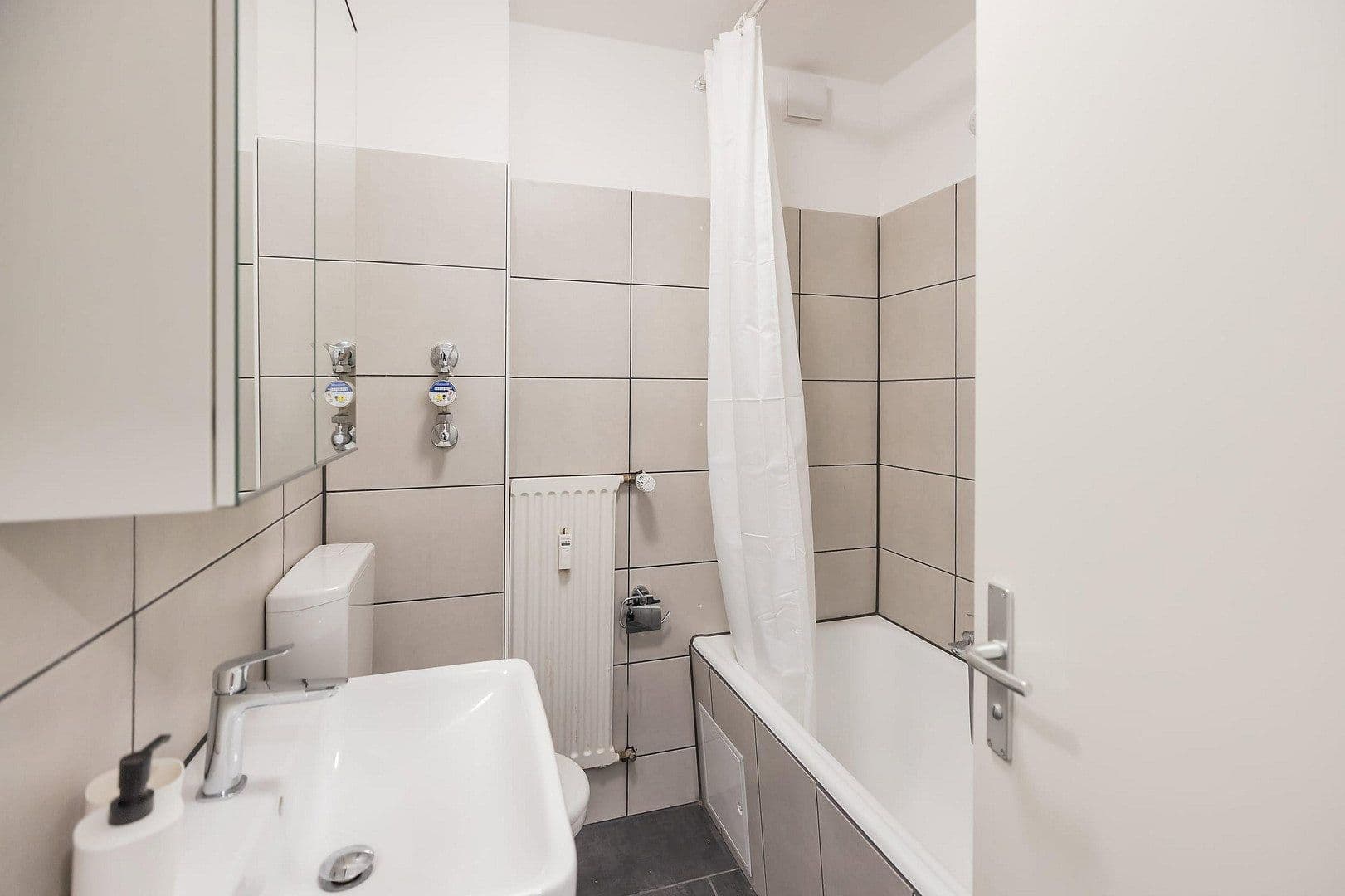 1 bedroom flat to rent, 40 m², Philipp-Zorn-Straße 66, Ansbach, Bavaria 1 bedroom flat to rent, 40 m², Philipp-Zorn-Straße 66, Ansbach, Bavaria