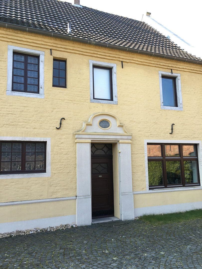 house for sale, 322 m², Pulheim, North Rhine-Westphalia house for sale, 322 m², Pulheim, North Rhine-Westphalia