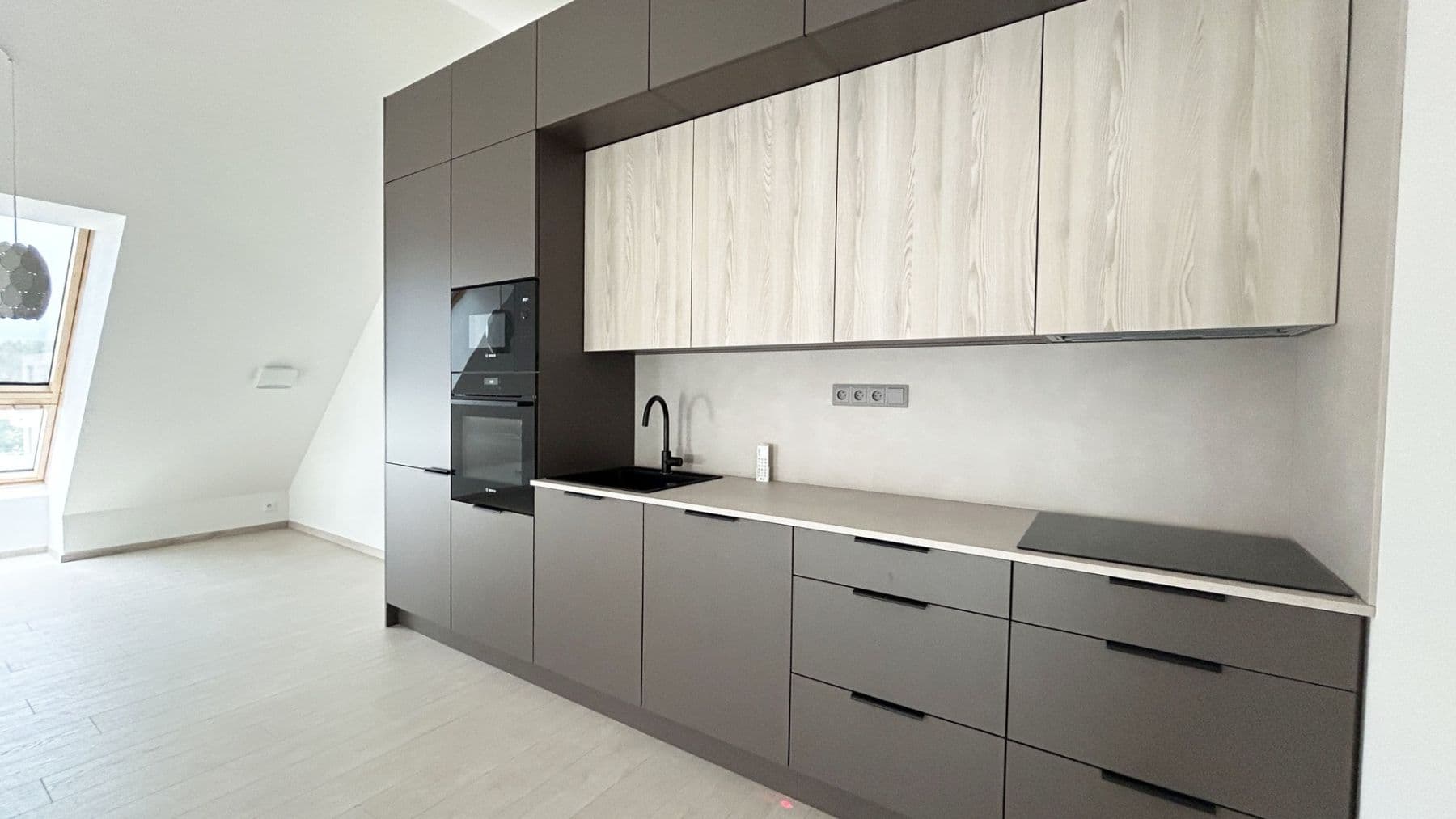 1 bedroom with open-plan kitchen flat to rent, 85 m², Cihlářská, Hostivice, Středočeský Region 1 bedroom with open-plan kitchen flat to rent, 85 m², Cihlářská, Hostivice, Středočeský Region