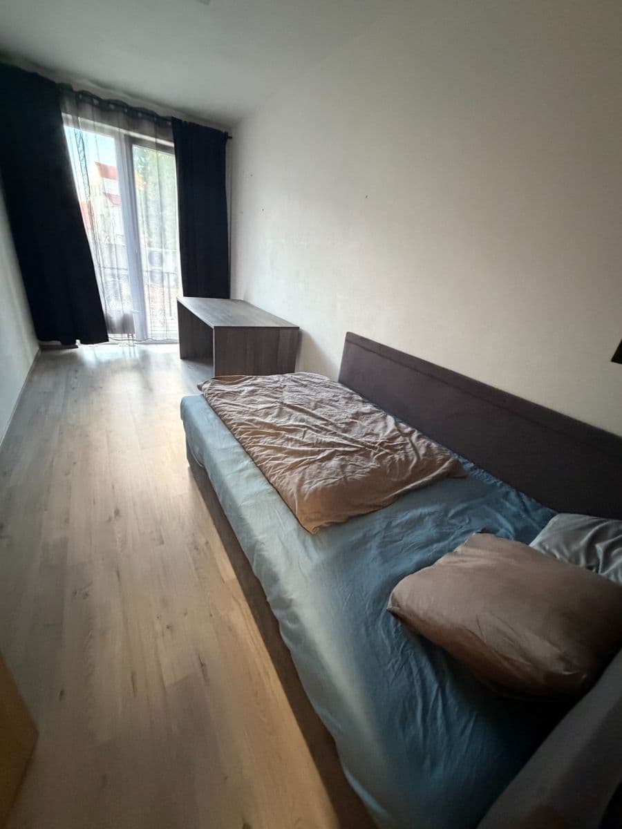 1 bedroom with open-plan kitchen flat to rent, 43 m², Poděbradova, Plzeň, Plzeňský Region 1 bedroom with open-plan kitchen flat to rent, 43 m², Poděbradova, Plzeň, Plzeňský Region