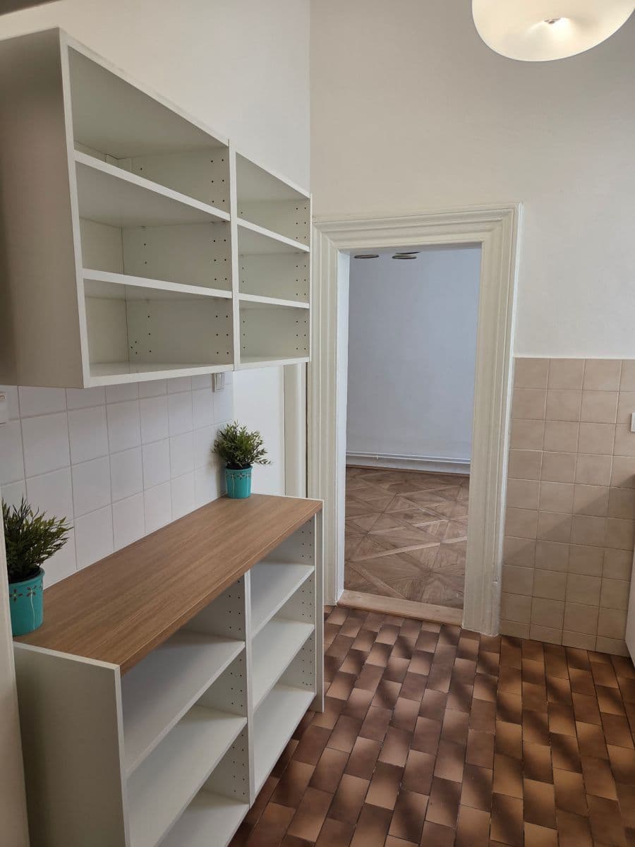 3 bedroom flat to rent, 85 m², Prague, Prague 3 bedroom flat to rent, 85 m², Prague, Prague