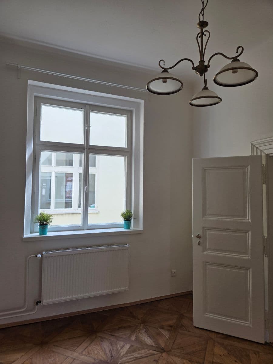 3 bedroom flat to rent, 85 m², Prague, Prague 3 bedroom flat to rent, 85 m², Prague, Prague