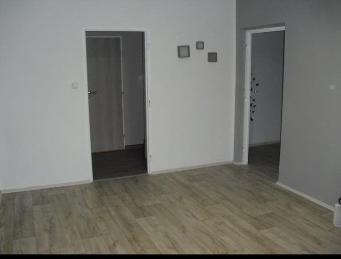 2 bedroom flat to rent, 62 m², Dukelská, Zlín, Zlínský Region 2 bedroom flat to rent, 62 m², Dukelská, Zlín, Zlínský Region