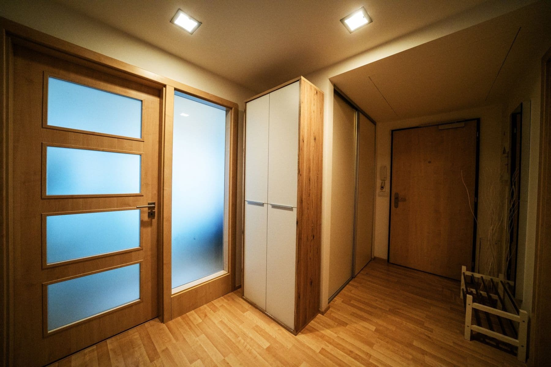 2 bedroom with open-plan kitchen flat to rent, 70 m², Seydlerova, Prague, Prague 2 bedroom with open-plan kitchen flat to rent, 70 m², Seydlerova, Prague, Prague