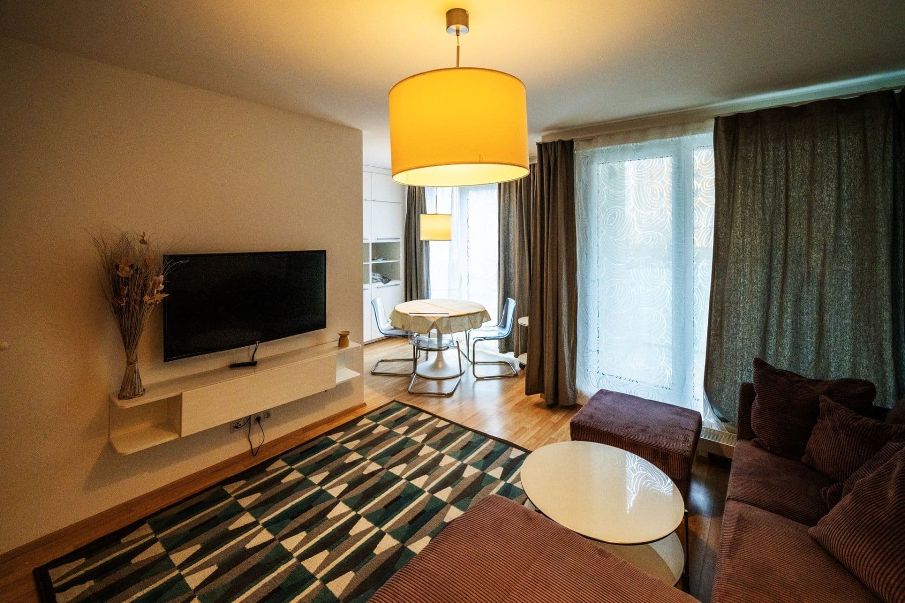 2 bedroom with open-plan kitchen flat to rent, 70 m², Seydlerova, Prague, Prague 2 bedroom with open-plan kitchen flat to rent, 70 m², Seydlerova, Prague, Prague