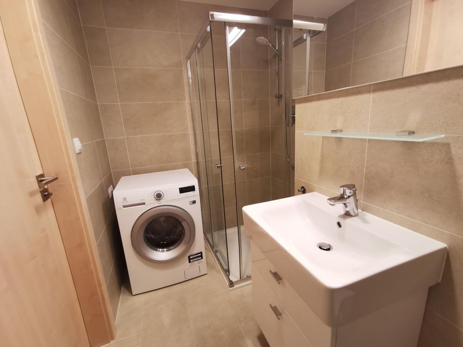 Studio flat to rent, 50 m², Petržílkova, Prague, Prague Studio flat to rent, 50 m², Petržílkova, Prague, Prague