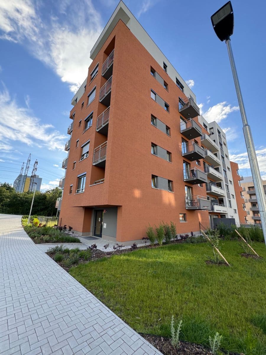 2 bedroom with open-plan kitchen flat to rent, 90 m², Pod Chodovem, Prague, Prague 2 bedroom with open-plan kitchen flat to rent, 90 m², Pod Chodovem, Prague, Prague