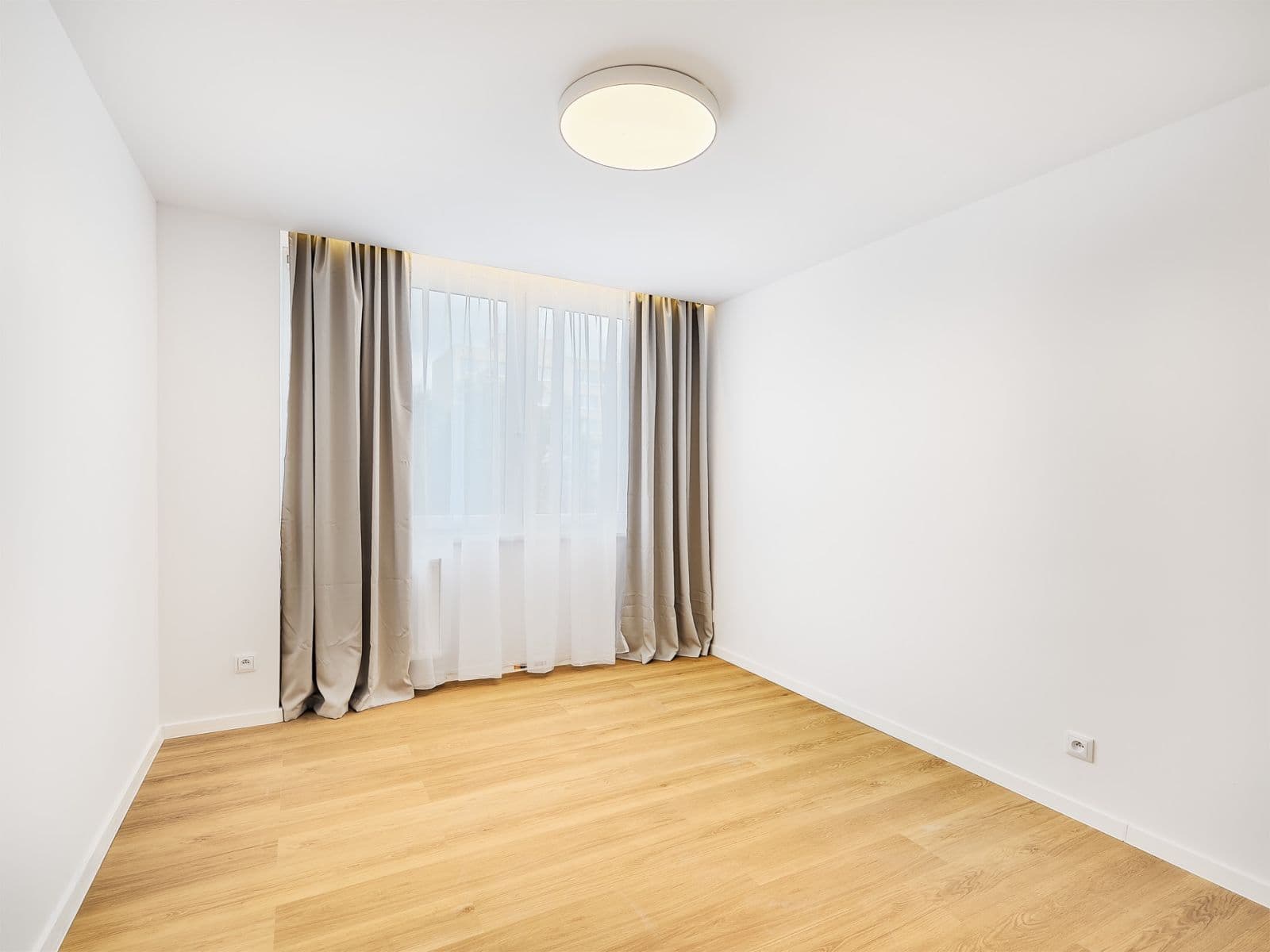 3 bedroom with open-plan kitchen flat for sale, 73 m², Lovosická, Prague, Prague 3 bedroom with open-plan kitchen flat for sale, 73 m², Lovosická, Prague, Prague