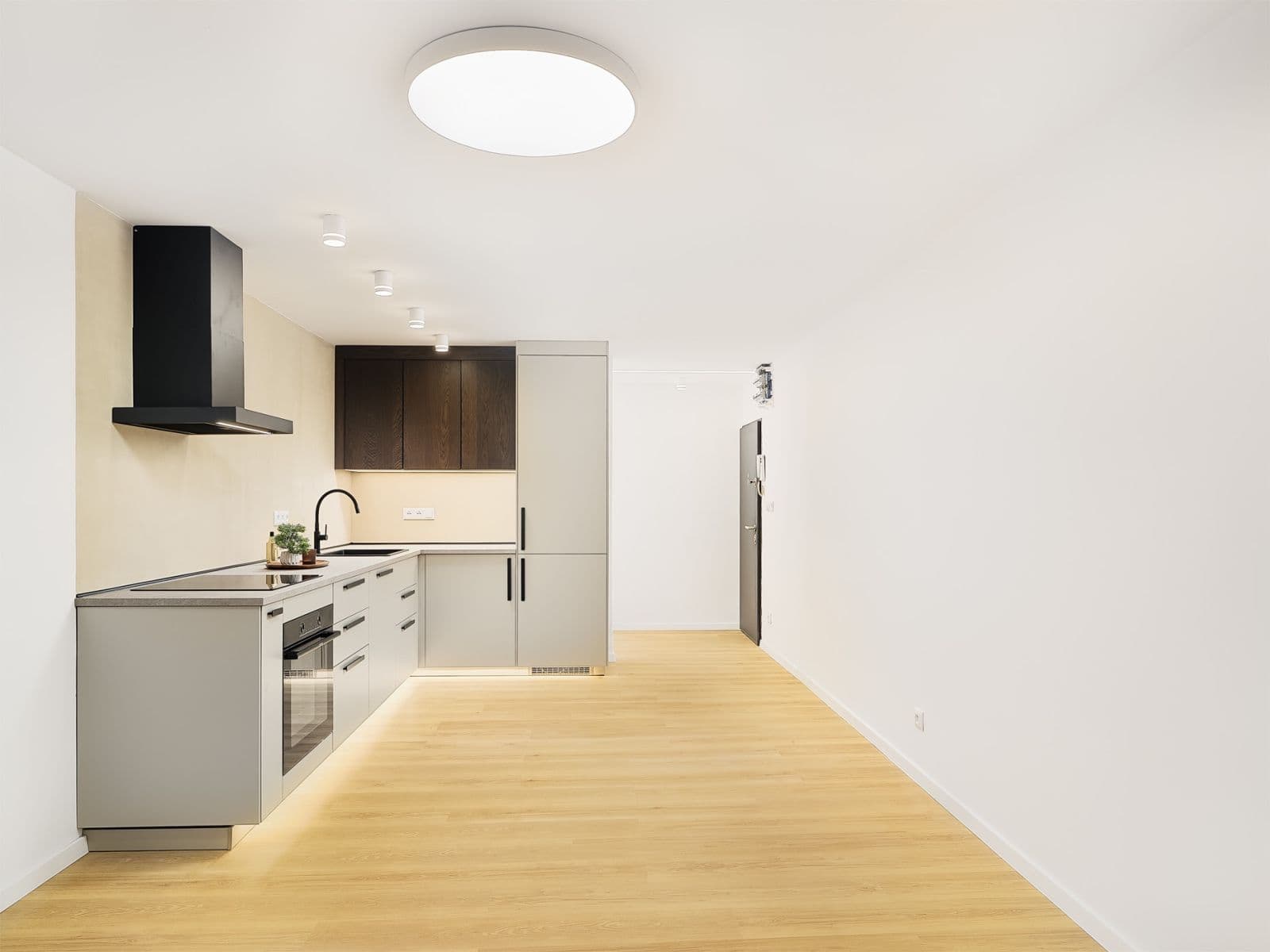 3 bedroom with open-plan kitchen flat for sale, 73 m², Lovosická, Prague, Prague 3 bedroom with open-plan kitchen flat for sale, 73 m², Lovosická, Prague, Prague