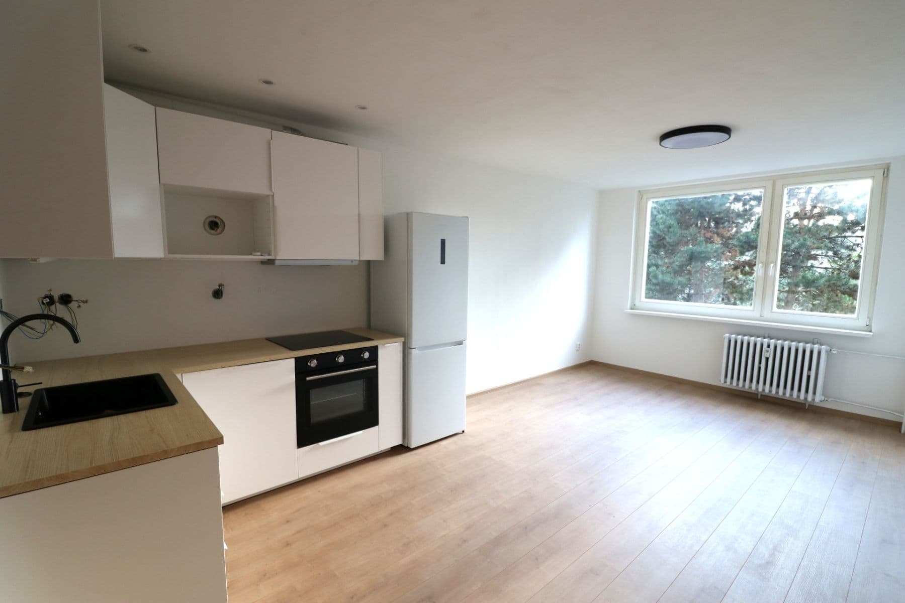 1 bedroom with open-plan kitchen flat to rent, 41 m², Pirinská, Prague, Prague 1 bedroom with open-plan kitchen flat to rent, 41 m², Pirinská, Prague, Prague