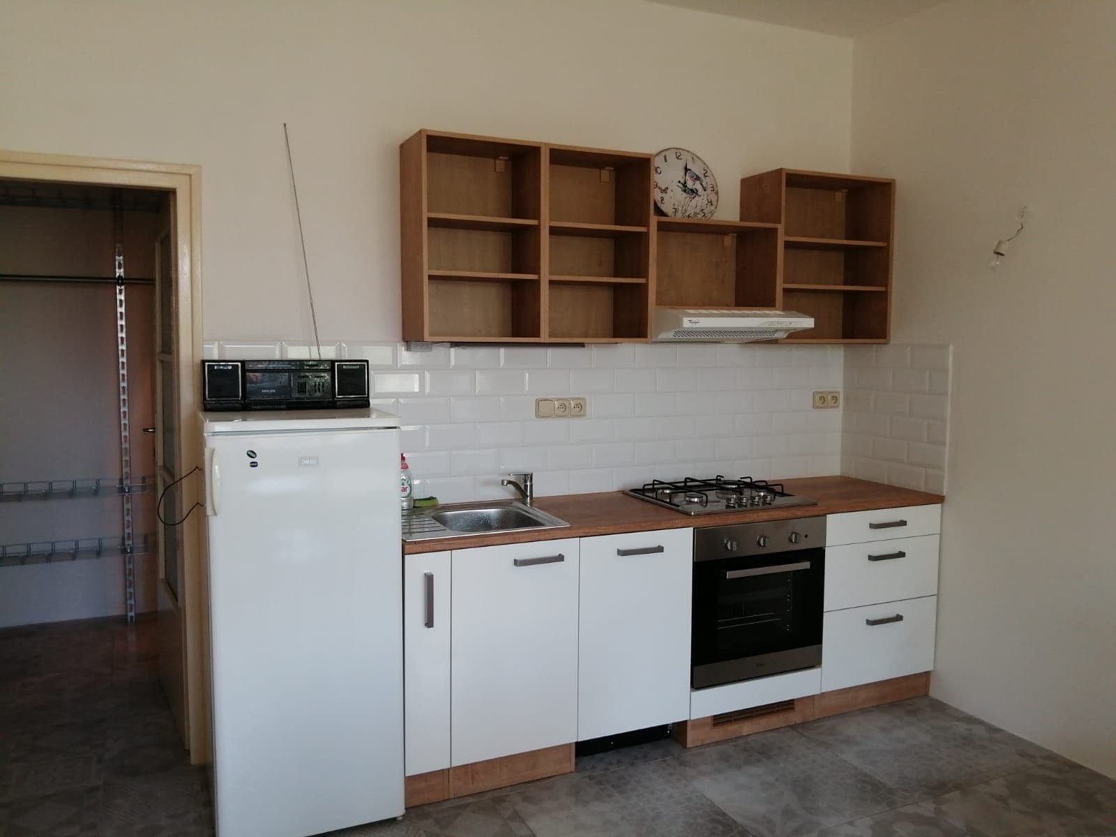 1 bedroom with open-plan kitchen flat to rent, 42 m², Lumiérů, Prague, Prague 1 bedroom with open-plan kitchen flat to rent, 42 m², Lumiérů, Prague, Prague