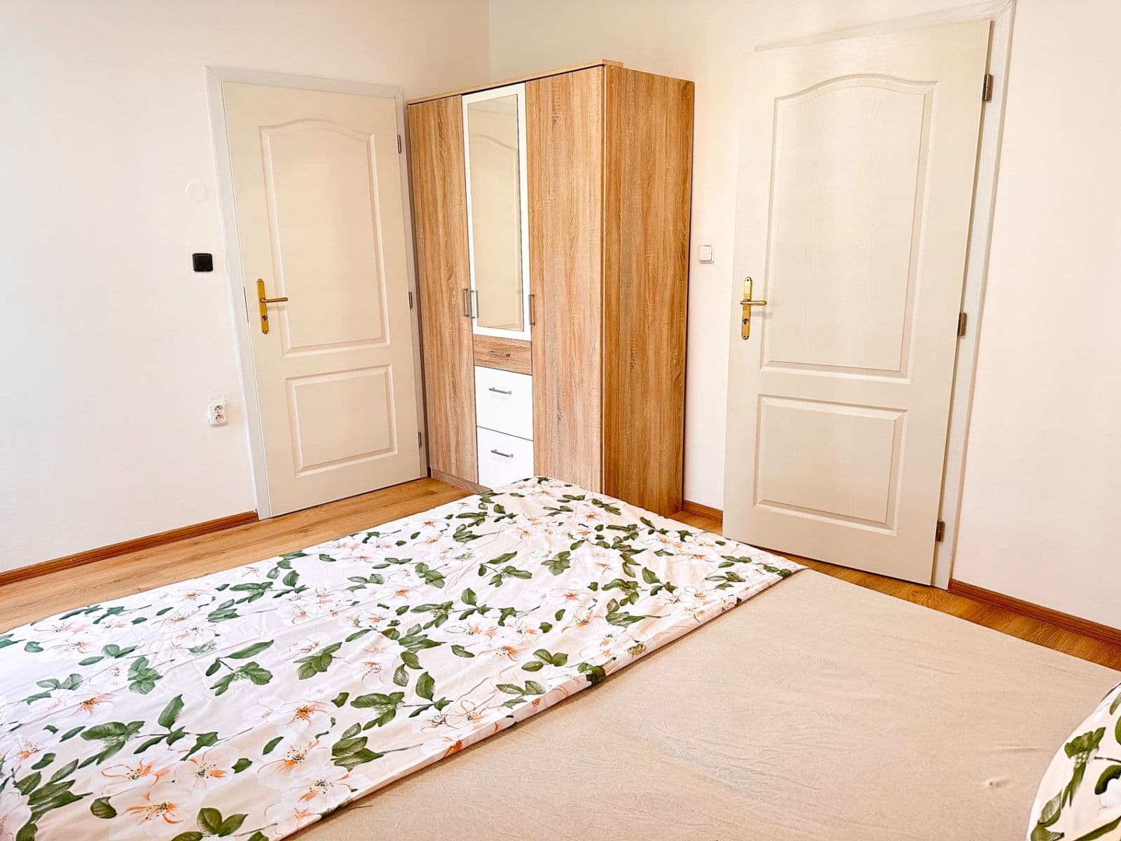 2 bedroom flat for sale, 53 m², Osiková, Prague, Prague 2 bedroom flat for sale, 53 m², Osiková, Prague, Prague
