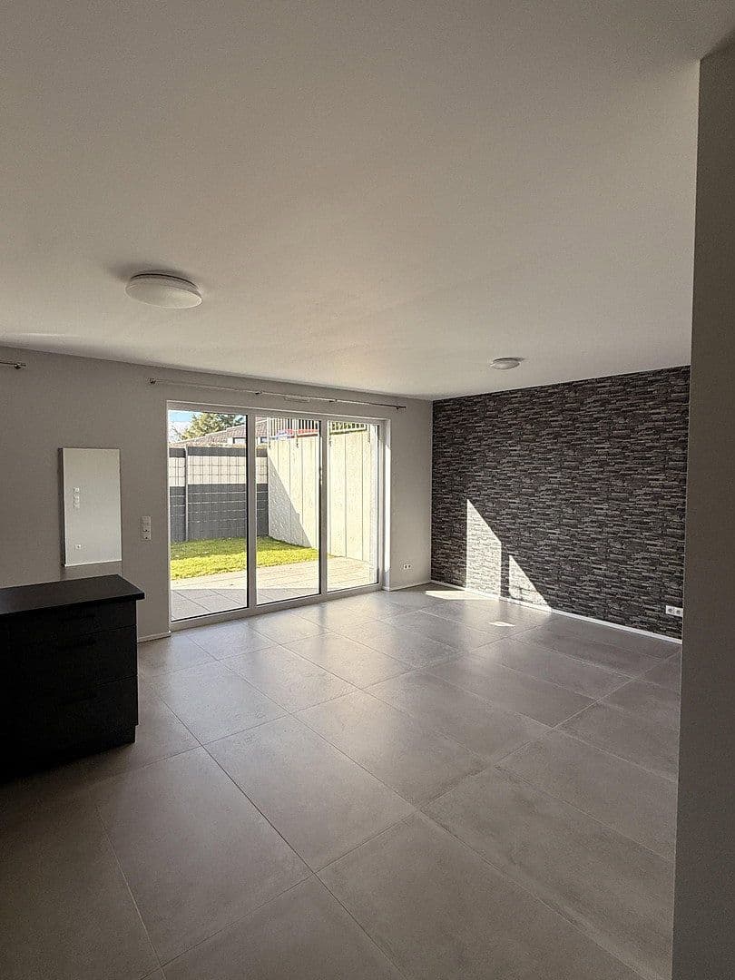 1 bedroom flat to rent, 65 m², Hümmerich, Rhineland-Palatinate 1 bedroom flat to rent, 65 m², Hümmerich, Rhineland-Palatinate
