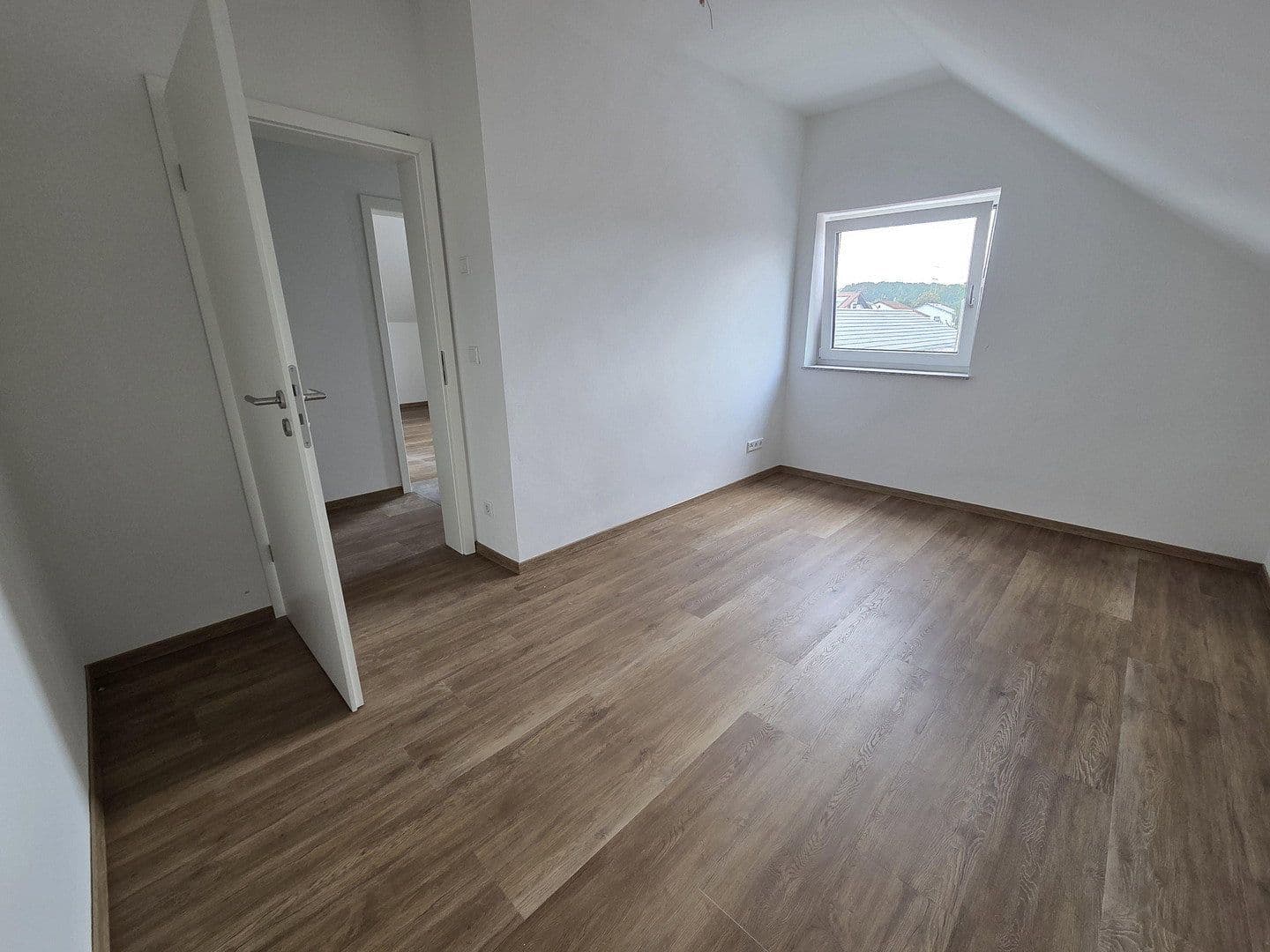 5 bedroom flat to rent, 121 m², Falkenstraße 6, Regenstauf, Bavaria 5 bedroom flat to rent, 121 m², Falkenstraße 6, Regenstauf, Bavaria