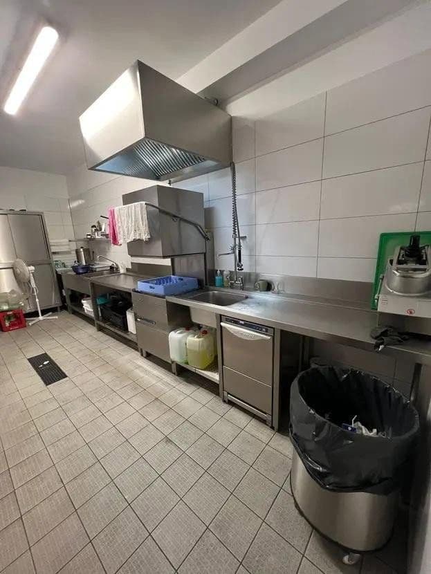 non-residential property for sale, 140 m², Von der Mark Straße 23-25, Duisburg, North Rhine-Westphalia non-residential property for sale, 140 m², Von der Mark Straße 23-25, Duisburg, North Rhine-Westphalia