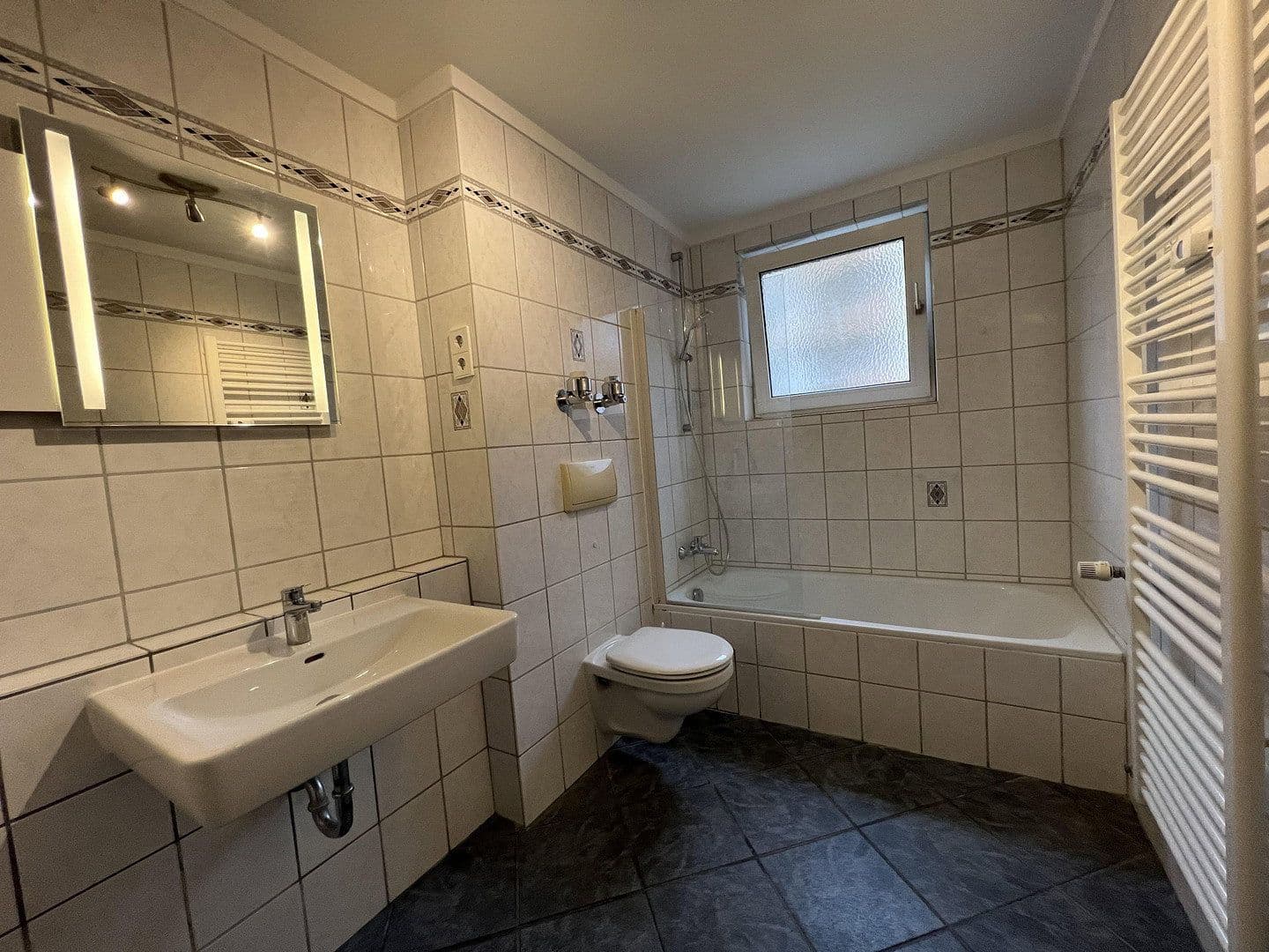 5 bedroom flat to rent, 112 m², Herzogenaurach, Bavaria 5 bedroom flat to rent, 112 m², Herzogenaurach, Bavaria