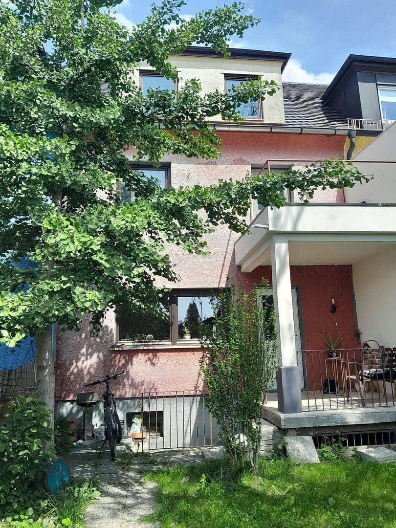 house for sale, 125 m², Tegernseer Landstraße 282, München, Bavaria house for sale, 125 m², Tegernseer Landstraße 282, München, Bavaria