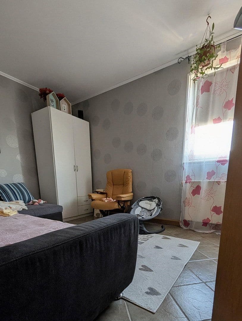 4 bedroom flat for sale, 109 m², Biebesheim am Rhein, Hesse 4 bedroom flat for sale, 109 m², Biebesheim am Rhein, Hesse
